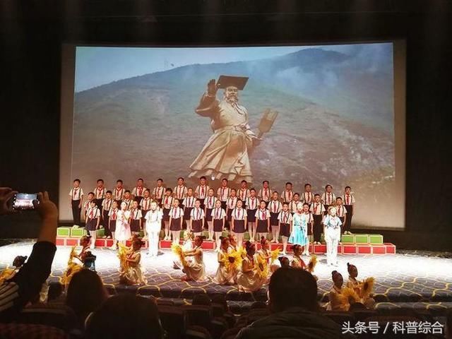 驻马店市区小学生爱国主义电影观后感优秀作文