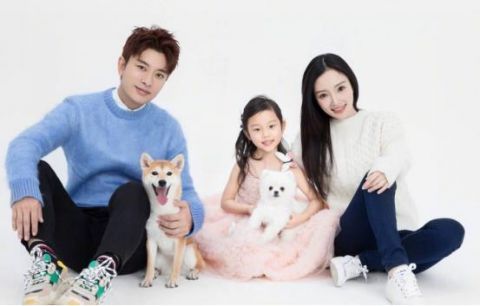 贾乃亮否认新恋情,李小璐官宣好消息,离还是不