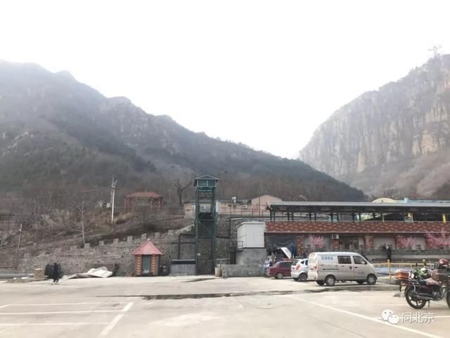 近8000平方米承包地变成景区停车场,村委会这