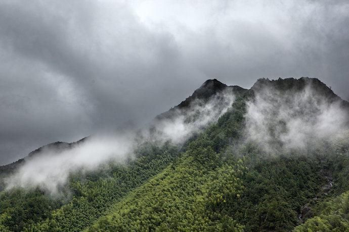 福建最高的五座山峰，第一名比泰山高630米，你知道在哪吗?