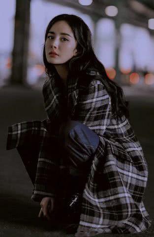 90斤的杨幂是 磨 出来的,每天把这两样当水喝,