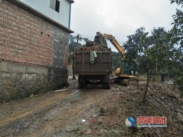 新宁县黄龙镇羊坪村创新举措整治环境卫生