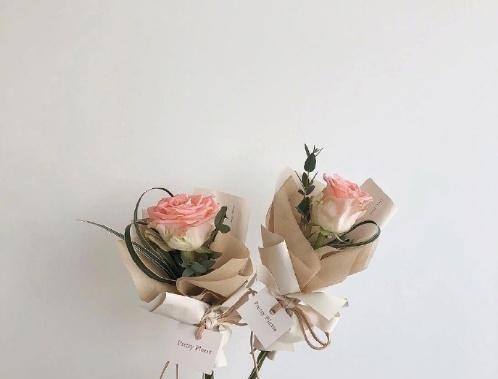 徐志摩诗集经典句子 t013f51764ab1410d76.jpg