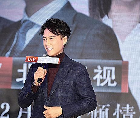 精英律师应该和栗娜在一起