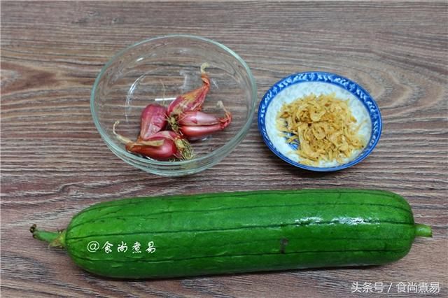 炎热的夏天，这道菜不要错过，当季食材很鲜嫩，常吃补水美白！