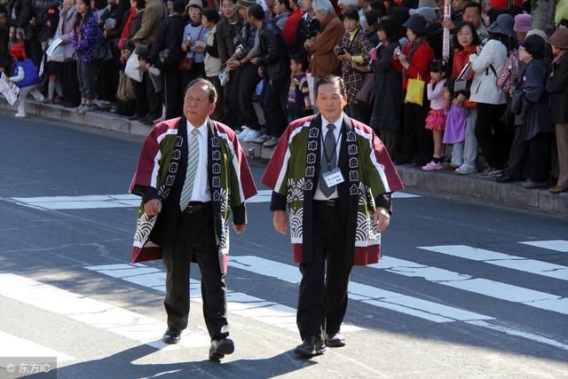 日本人想来中国旅游,问一月20万日元够吗?网友:太天真了