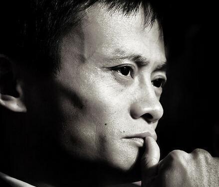 老百姓关心的存钱方式,存到哪里才会升值,放在