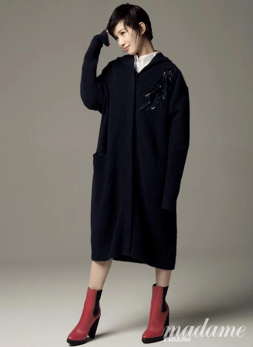 刘诗诗红色皮衣皮裤登封面