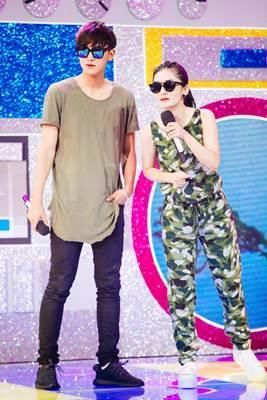 杨幂黄子韬接吻曝光,两人6年前就有关系,刘恺