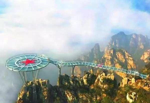 终于来了!浙江最长高空玻璃栈道开放!敢走我敬你是条汉子!