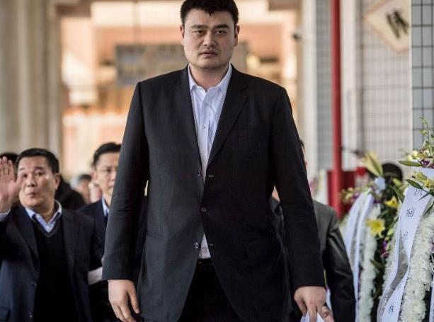 中国篮球的大恩人逝世著名球星姚明 易建联 朱