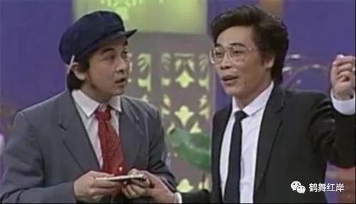 连续24次登上春晚，拒绝和小沈阳同台演出的黄宏，现在怎样了？