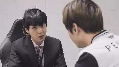 为什么huni和小花生离开skt? 因为skt不要活在