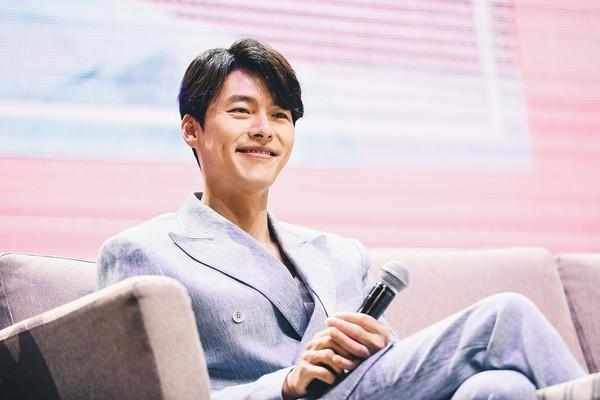 朱镇模男的女的