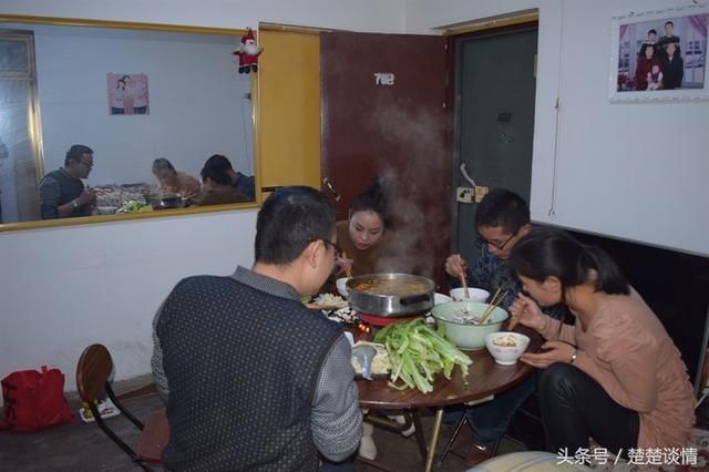 婆婆，你不是喜欢听好听话？大过年的，怎么不去找你那孝顺女儿？