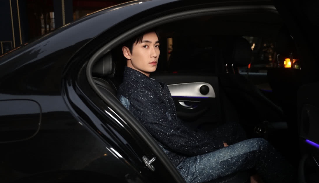 演员排名大变动:杨幂夺得亚军,朱一龙排第五,冠