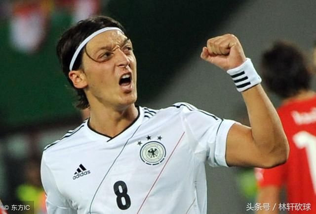 2014年巴西世界杯冠军德国队被墨西哥队围攻