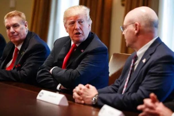 欧盟将对美国主流品牌报复征税 特朗普:贸易战是好事