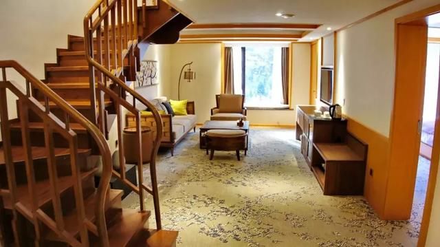 门票只要9.9！成都自驾3h，邂逅阿坝小瑞士！踏青、赏花、泡温泉