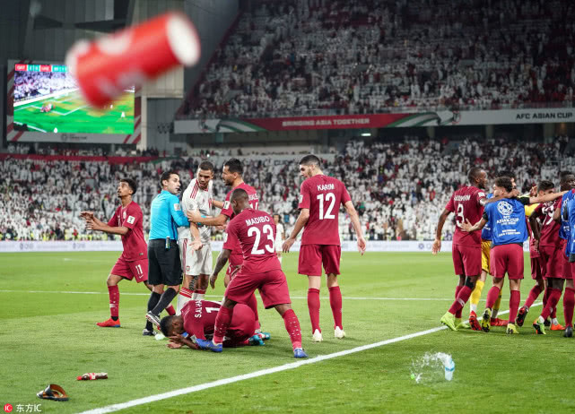 日本决赛前玩公司团建 盼颠覆哈维预言五次夺