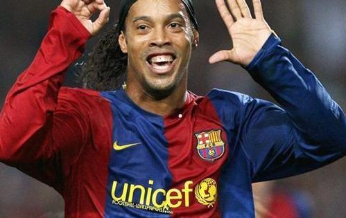 大罗、小罗、C罗,这三个罗纳尔多的历史地位谁