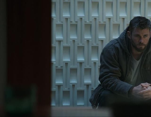 《复仇者联盟4》定档海报 4.24无限传奇史诗终