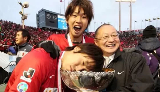 造表大迫勇也:日本国脚对手女魔法师表情包打哭高中解码情图片