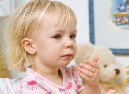 小孩呼吸道感染多诱发咳嗽,易坦静可对症应对
