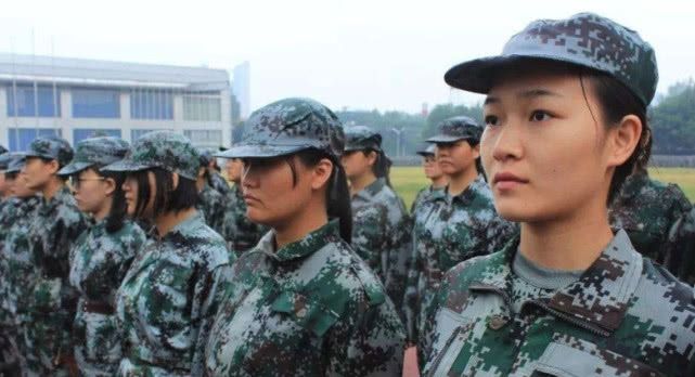 大学新生军训,千万别忘带这几样东西,少带一个都会“后悔”! 澳门星际娱乐的网址