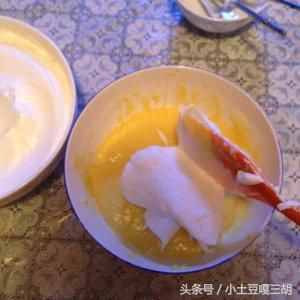 没有奶油怎么做蛋糕不用烤箱 t0145ecdfe247410d4c.jpg