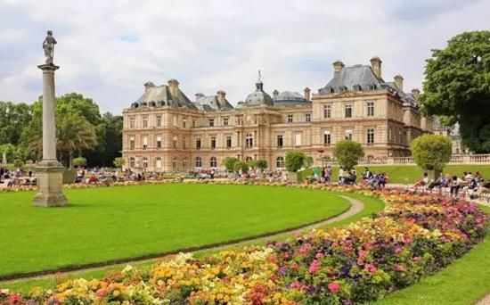 欧洲超级富国：人均收入71万，面积却只有中国一个县大