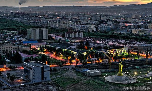 看完外蒙古首都,再看看内蒙古第一大城市,差距