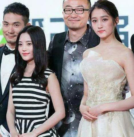 没事不要和关晓彤合影,佟丽娅马思纯不输,鞠婧