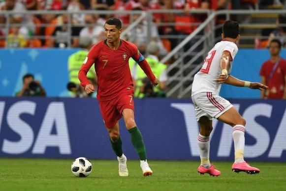 C罗低迷原因揭晓!葡萄牙顺风顺水是根源,球迷
