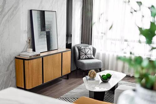 龙湖精装简答题,答案只有6个字