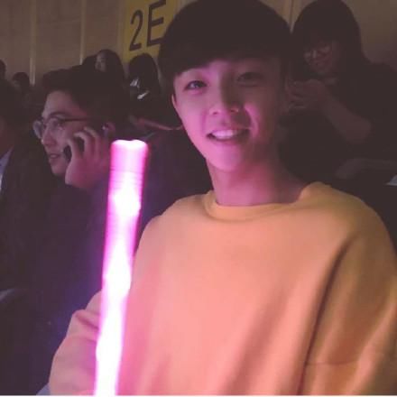 越努力越幸运!《偶像练习生》31家艺人经纪公