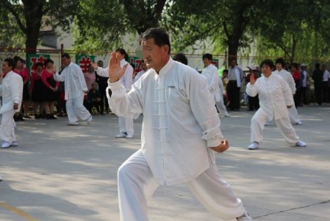 老人一旦出现这5个征兆,表明生命到了尽头,你能做的就是多陪他