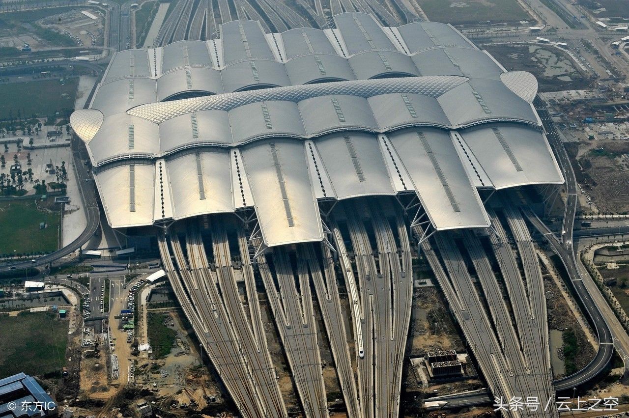 广州南站|华南地区最大、最繁忙的高铁站