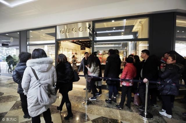 泰国游客也来中国爆买，都会买些什么呢？看完心情复杂