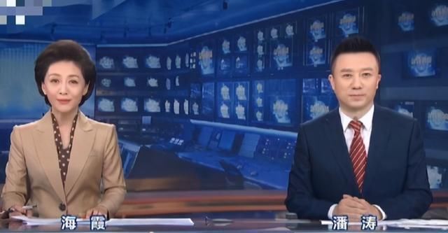 《新闻联播》第4次换新人!郑丽惊艳出场首秀第一,优雅不输董卿