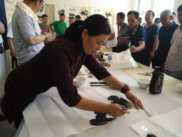 忻州:60余书画家为七夕文化节助兴添彩 感动