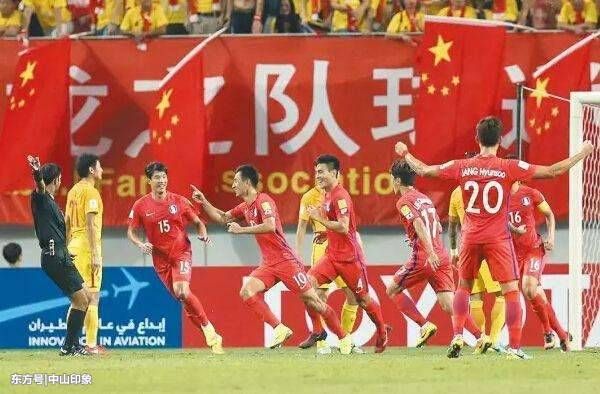 国足已超水平发挥,为什么还进不了世界杯?做这