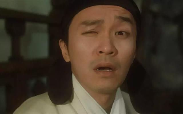 甲的股票亏50%时,乙抄底;当甲亏90%时,乙亏多