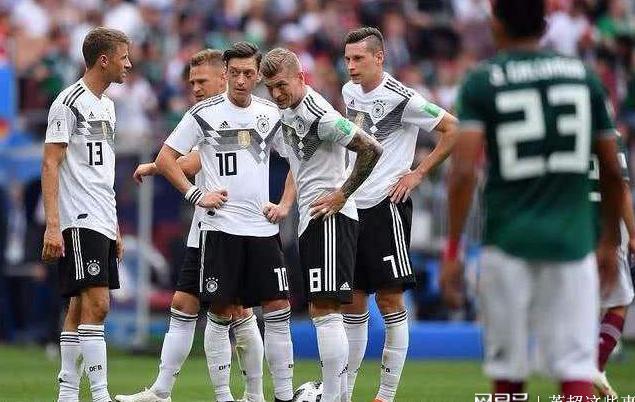 德国队世界杯选人错误终承认,厄齐尔确定永离