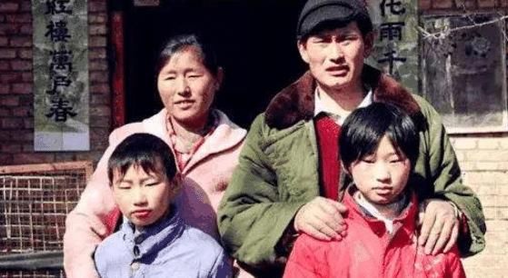 朱之文女儿胖成200斤，明明他们日子越来越好了，却把娃养废了