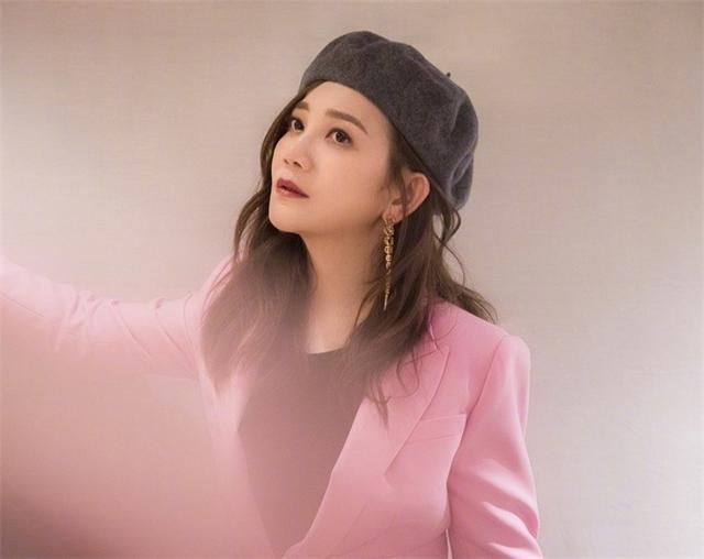 金曲奖后续：梁静茹回应陪跑，邓紫棋喊话前公司
