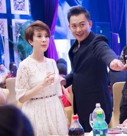 45岁黄海冰近照,范冰冰夸赞:圈内最后一位恐龙