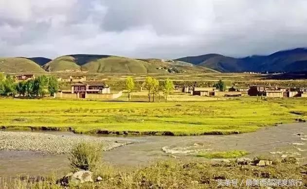 这条川藏线被称作信仰之路