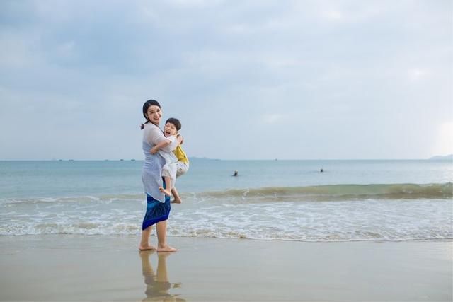 一家人甜蜜的三亚亲子游