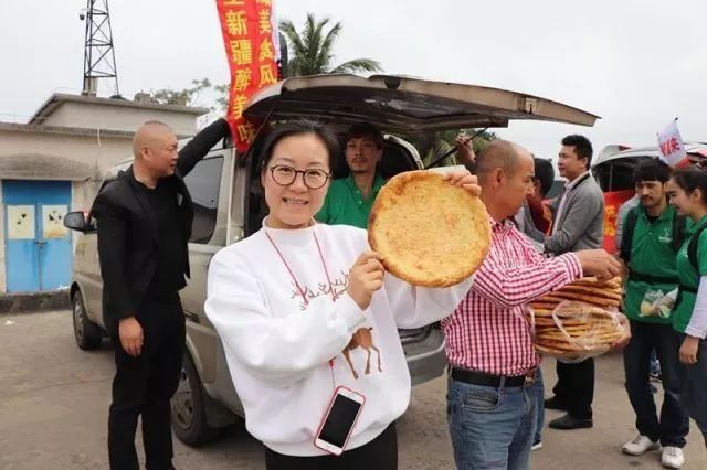 海口大堵车中，司机都在说“新疆人亚克西”，原来……